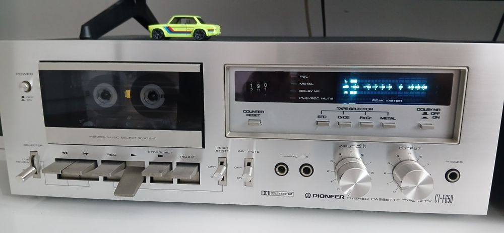 Pioneer deck amplificator boxe