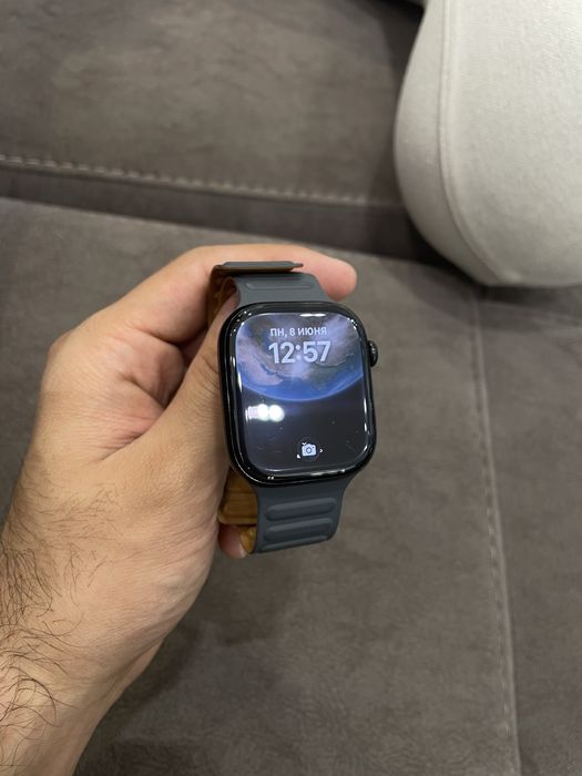 Apple watch 10/46