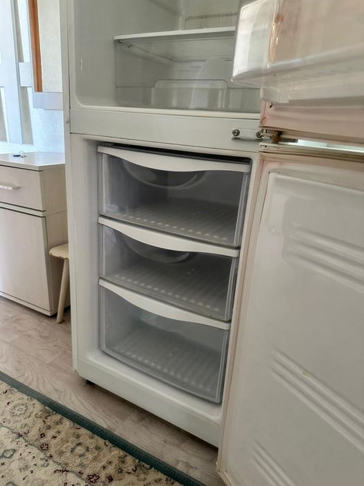 Продам холодильник