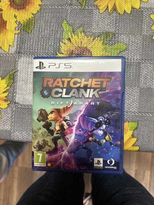 Vand jocuri ps4 in stare foarte buna