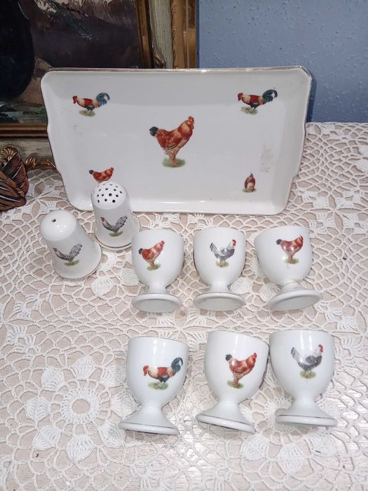 Комплект коктиери и солнички с подносче.Маркировка.