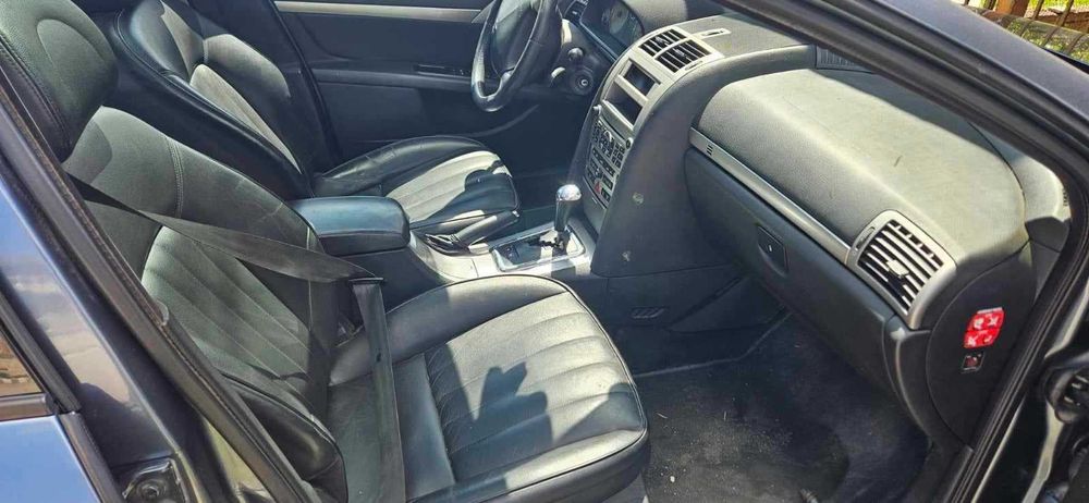 Пежо 407 на части.