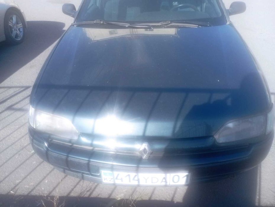 Renault Safrane  1993 года