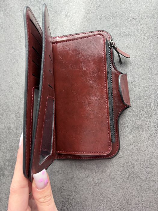 Дамско портмоне