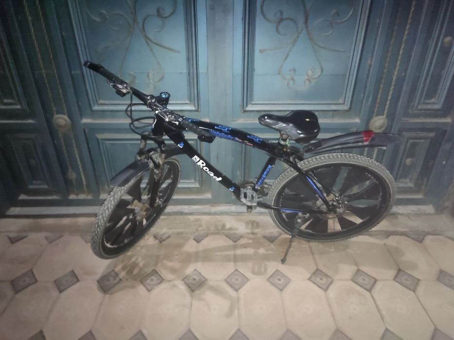 Velosiped Road Runner