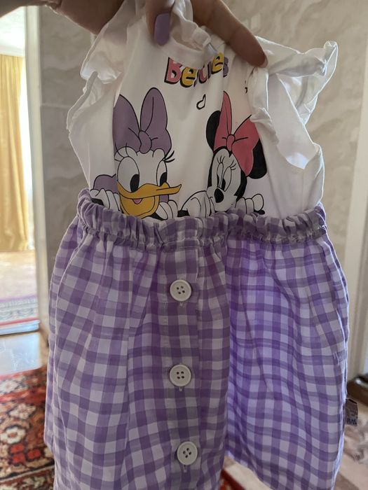 Платья для девочки и один костюм на мальчика