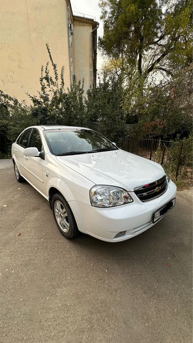 Lacetti 1.8 автомат 3 позиция, 40000 пробег