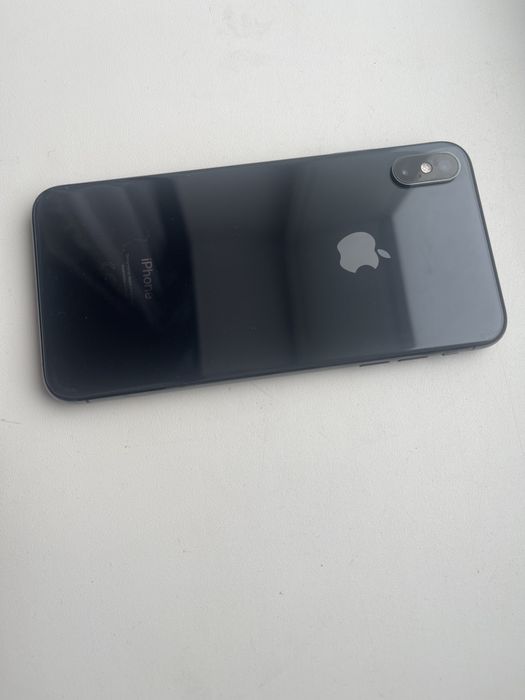 iPhone Xs Max (10) в отличном состоянии