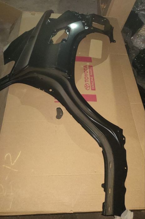 Бампер на Тойота Камри 80