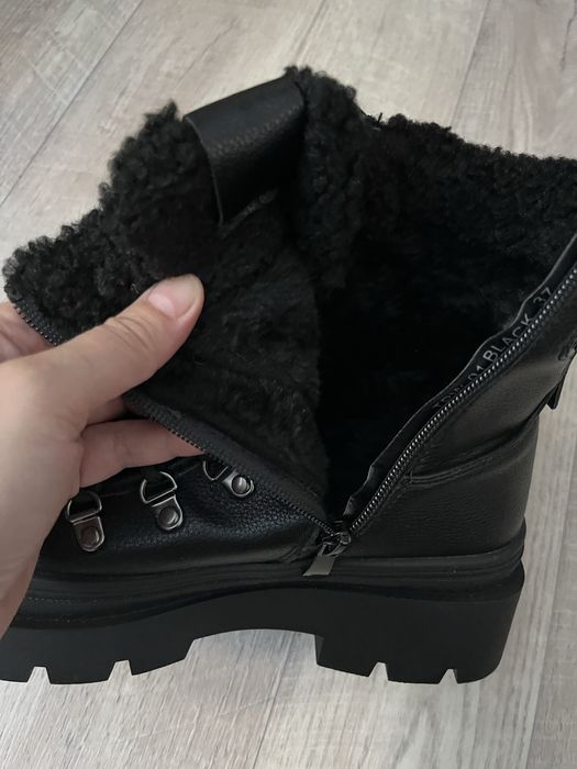 Ботинки женские.