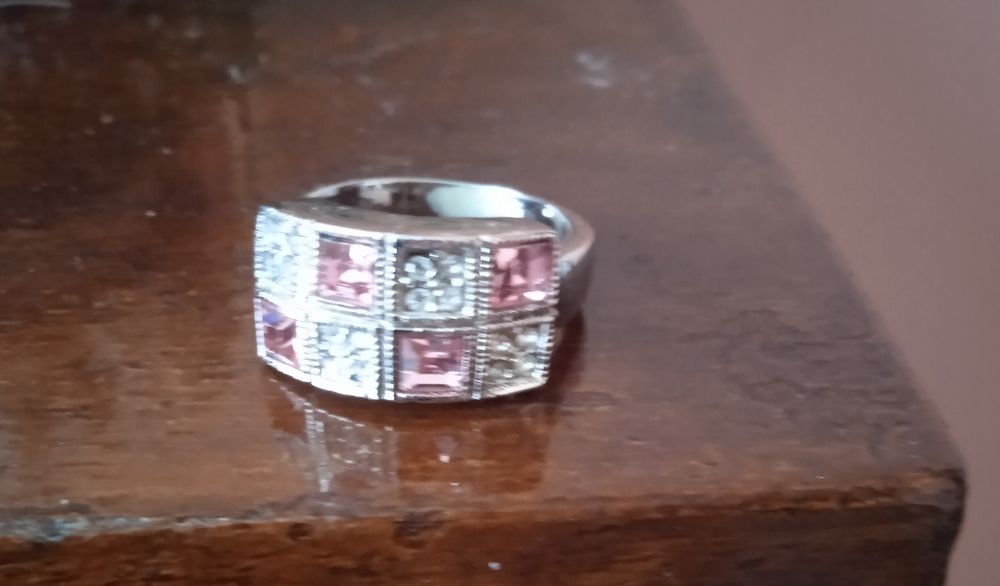 Елегантни пръстени