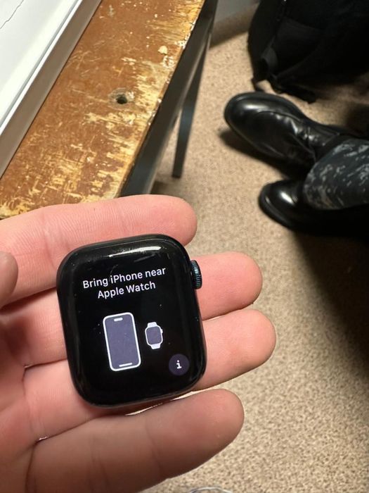 Продам Apple Watch 9 41mm