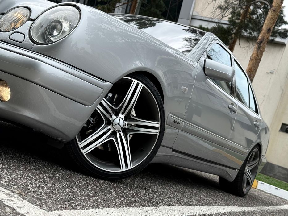 Продам обвес оригинал