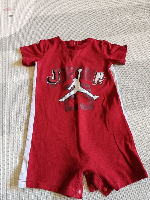 Детско боди и тениска  на Jordan