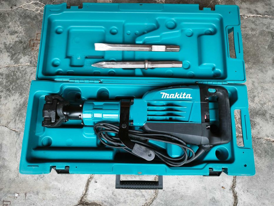 Къртач Makita HM1307CB почти нов