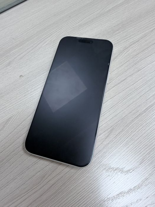 Продаю Айфон 17 pro max