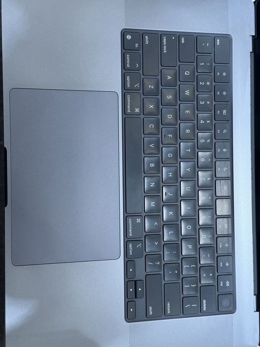 MacBook Pro 16" M3 Pro 36GB 512GB Гаранция Space Black
