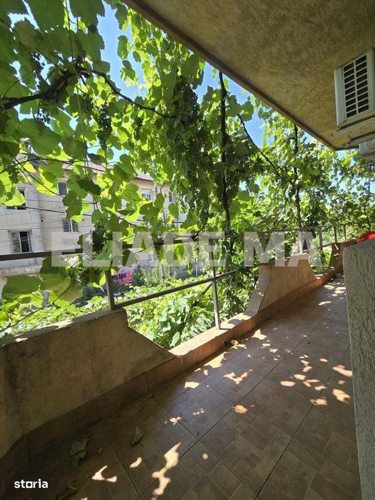 Inchiriez apartament Agigea centru