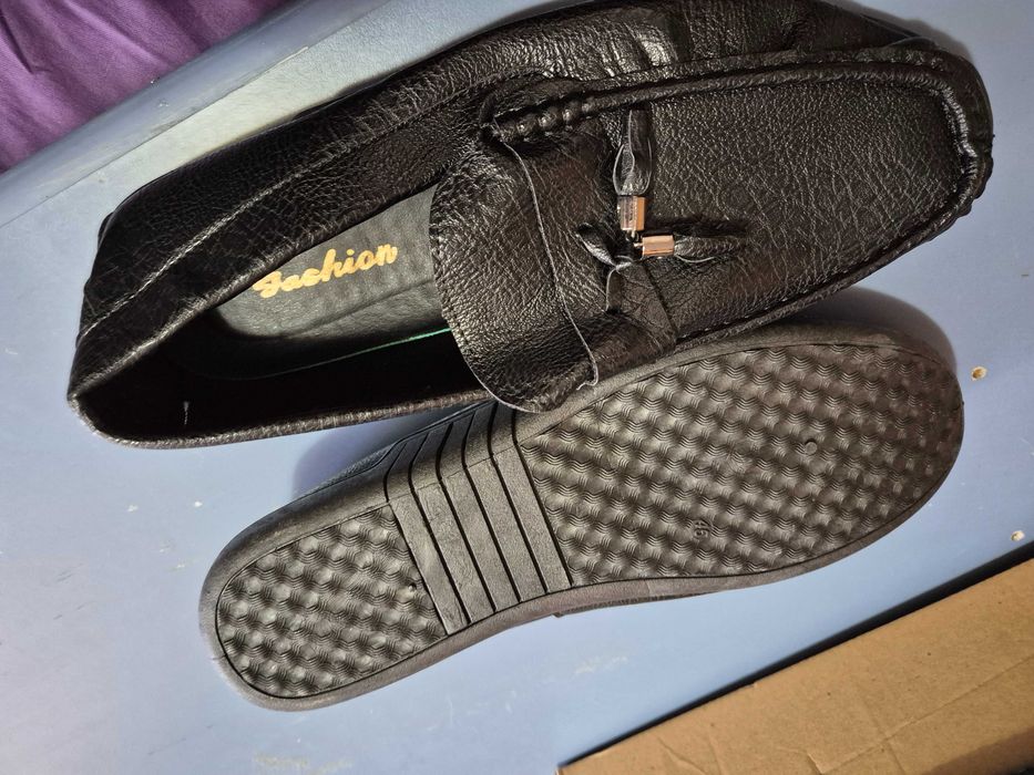 Pantofi barbatesti Fashion, marime 45, nepurtati, culoare neagra