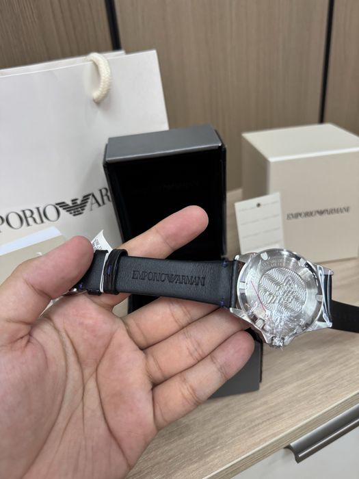 Часы ARMANI новые