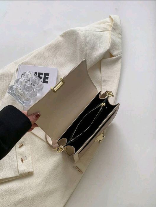 Чанта дамска малка