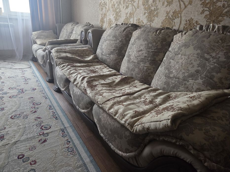 Срочно продам диваны