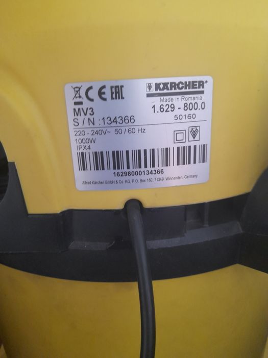 Vând aspirator KARCHER mv3