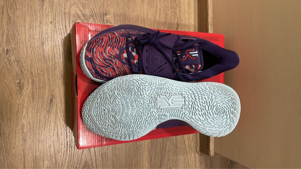 Nike Kyrie Low 3 Orchid