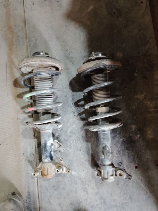 Стойки передние в зборе