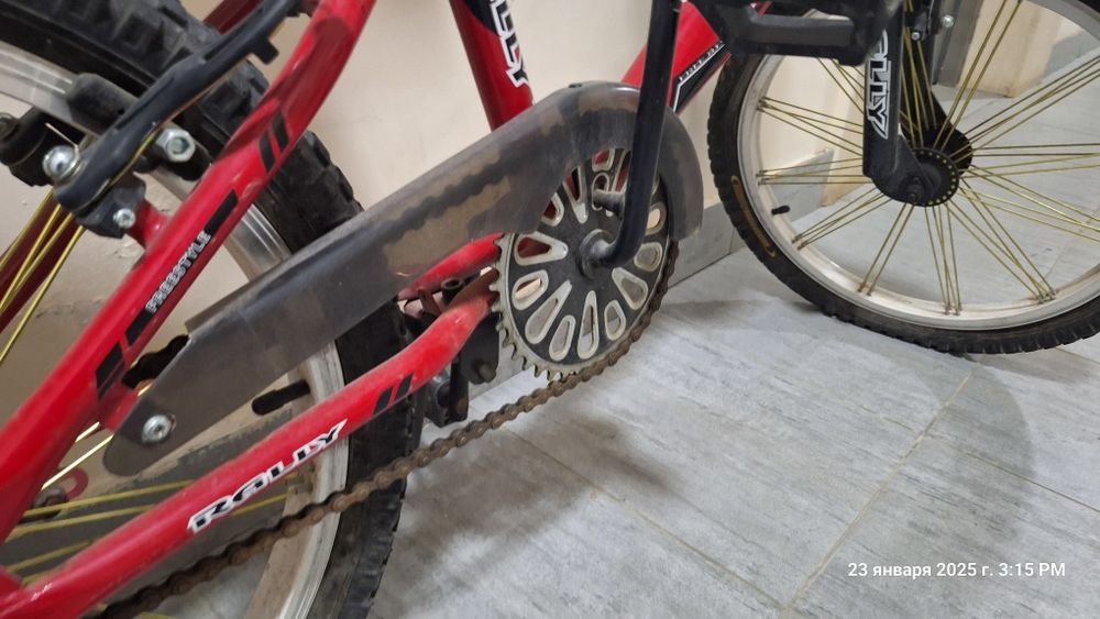 Велосипед болалар ва ўсмирлар учун сотилади