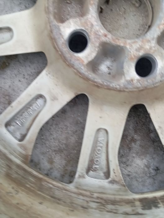 Продам диски с резиной