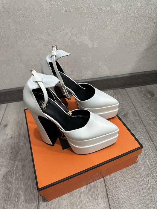 Белые туфли 35-36рр