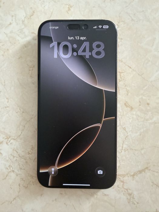 Iphone  16 pro max Desert  PRET FIX