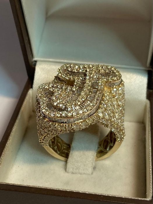 Inel aur cu diamante naturale