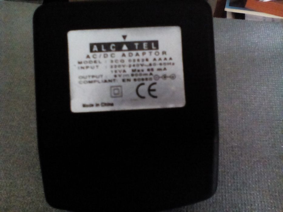 Адаптери АС/DC 9V, 900 mA