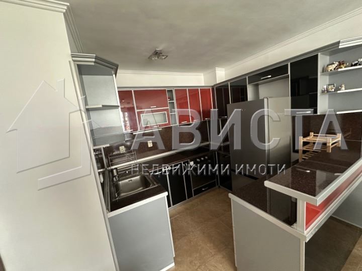 Дава се под наем Тристаен апартамент в София, Зона Б-18 - 95 кв.м за 700 € - Снимка #2