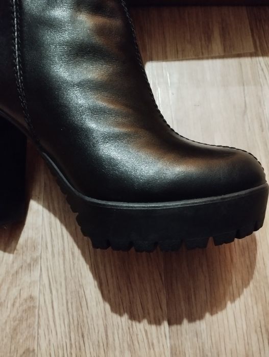 Продам сапоги женские