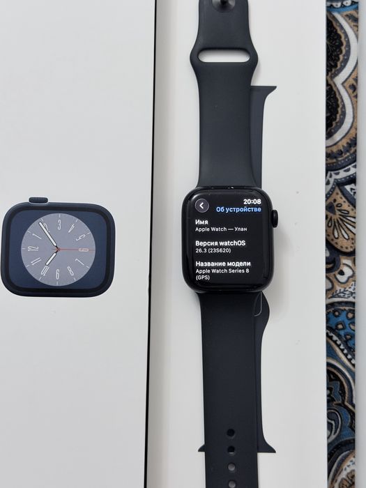 Apple Watch Series 8,45mm Midnight  Aluminium Case