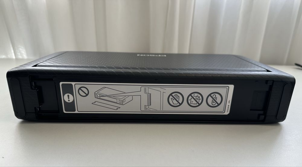Принтер цветной Epson WF-110 портативный