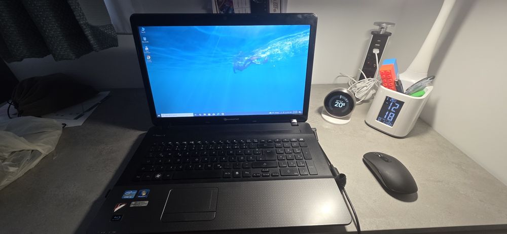 Laptop Packard Bell 17.3", i5, 8GB RAM, SSD 500GB - Rapid și Ecran Mar