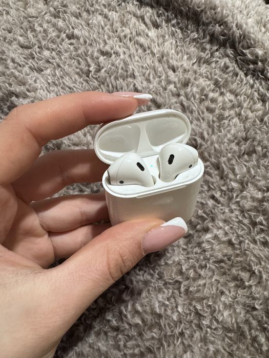 Оригинални Apple AirPods слушалки