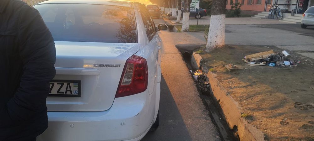 Продам Lacetti 1.8