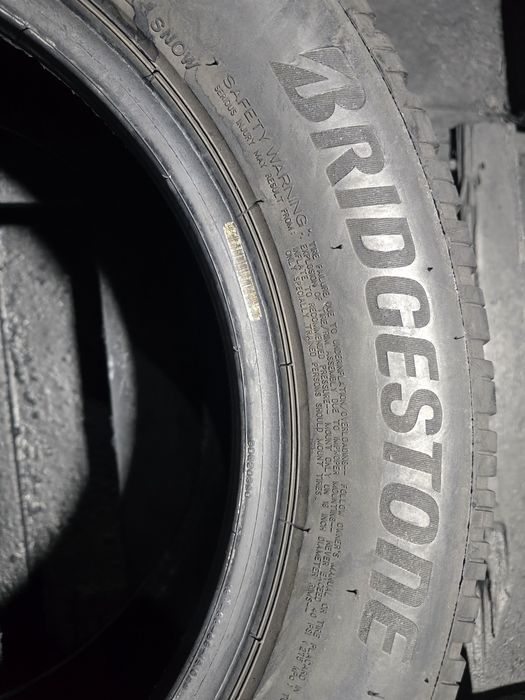 Anvelope 215/60 R16 BRIDGESTONE de iarna