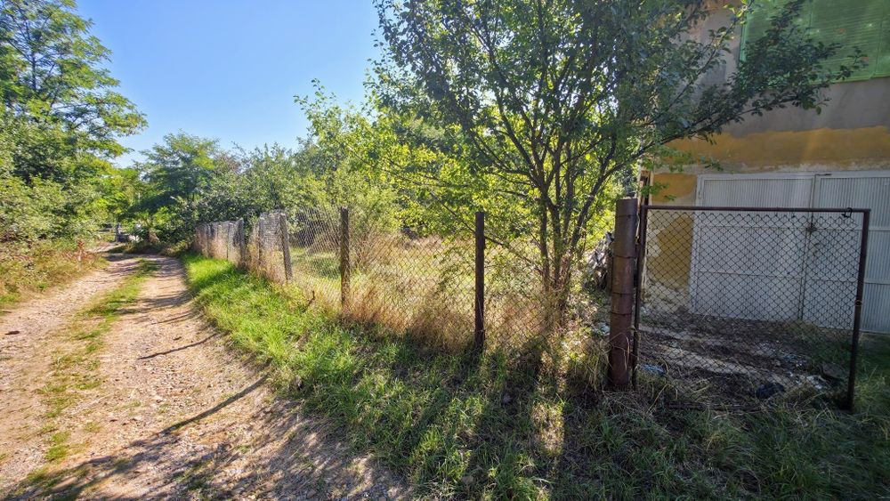 Продава се къща в кв. Църква, гр. Перник