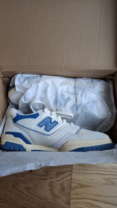Обувки New Balance 550