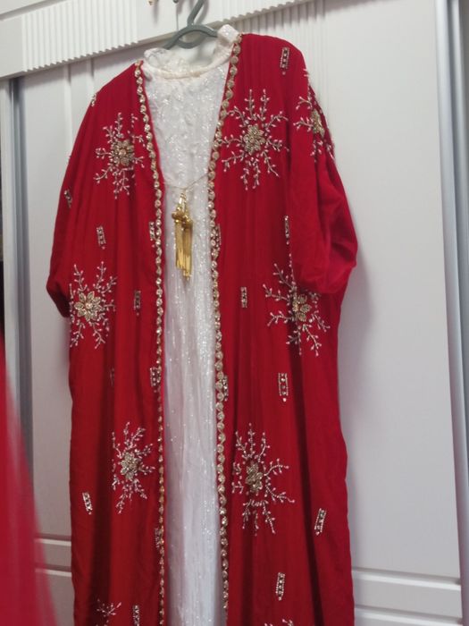 Kuylak abaya sotiladi