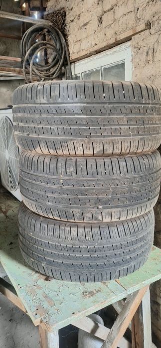 Продам резину R19/245/45