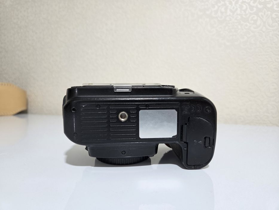 Nikon D90 (BODY)