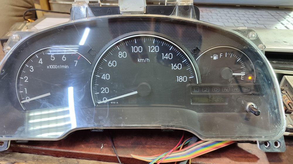 Щиток приборов Toyota Ipsum