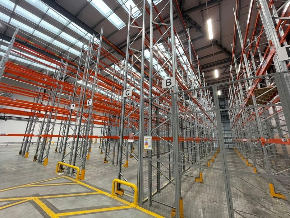 Rafturi metalice pentru depozitare europaleti